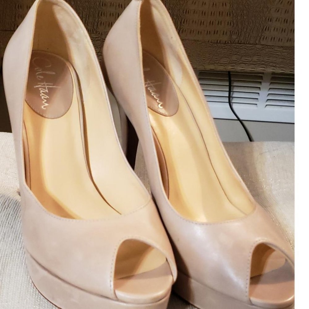 Cole Haan Pumps